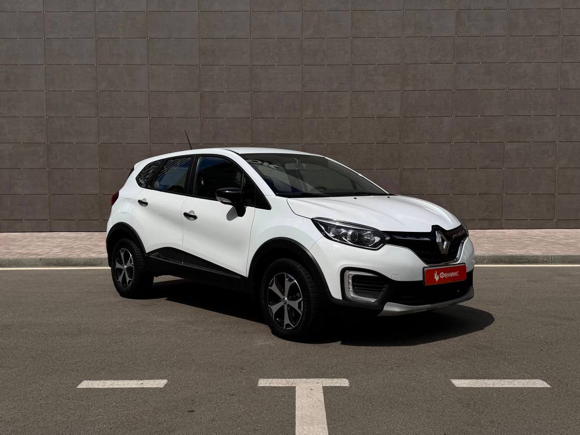 RENAULT