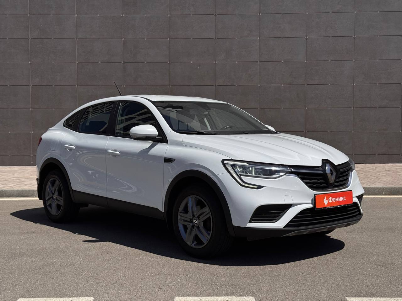 RENAULT